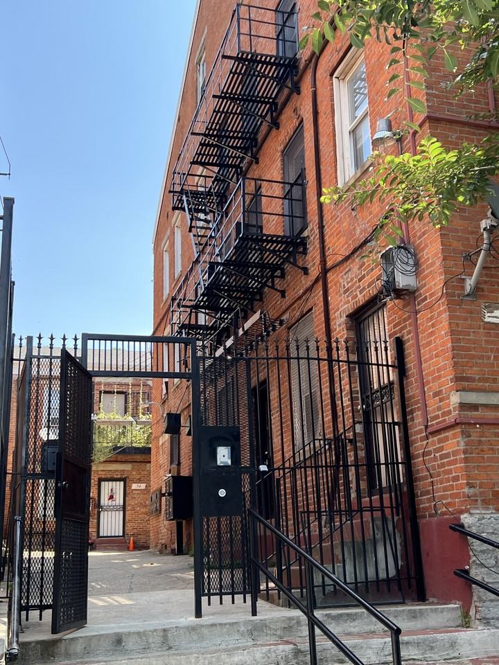 McMicken Ave 54 E - 45202 - Photo 3 of 41