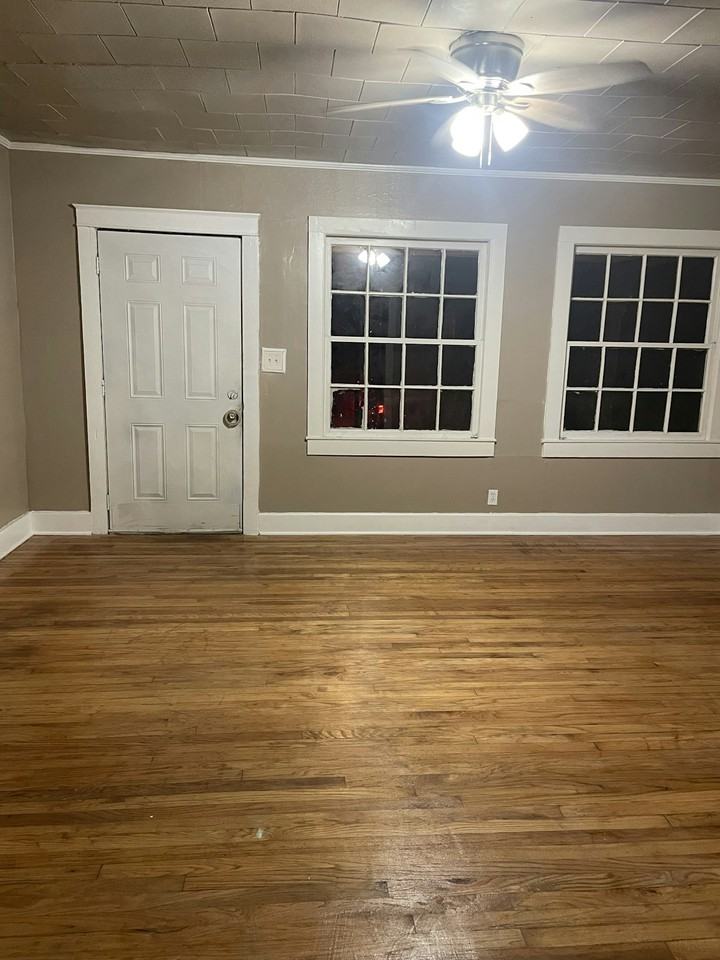 615 Mohawk Street - Photo 4 of 24