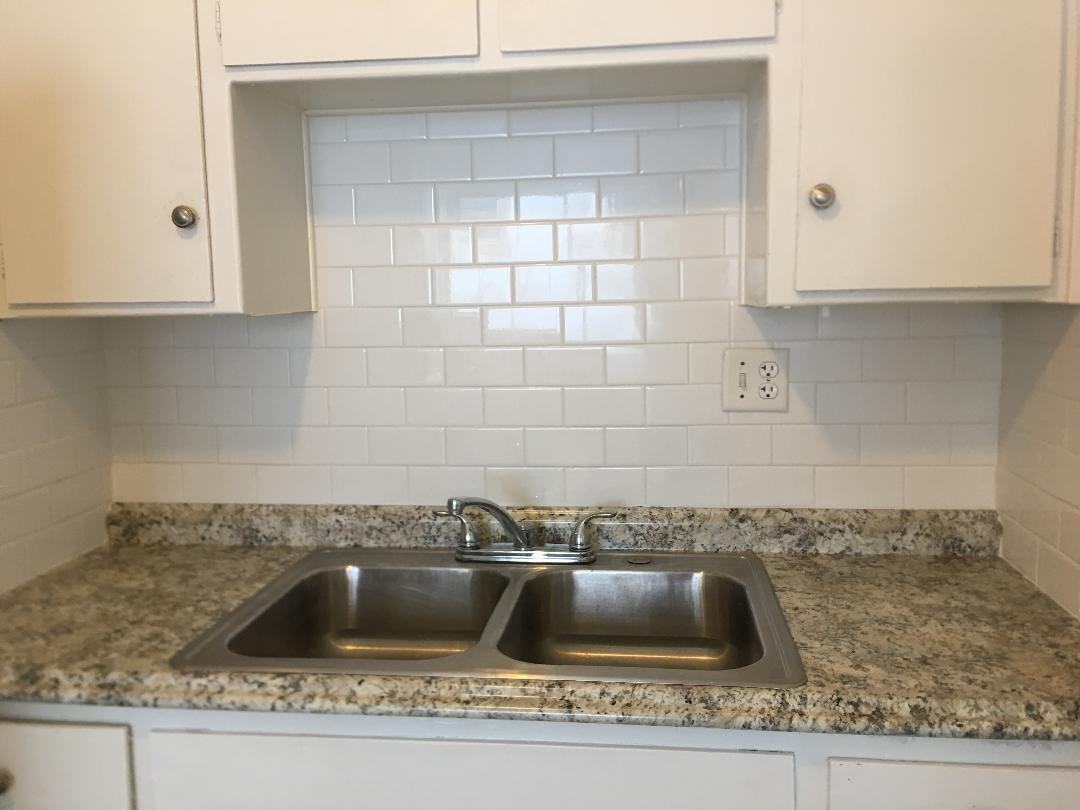 Swan Canyon Villas - Photo 6 of 34