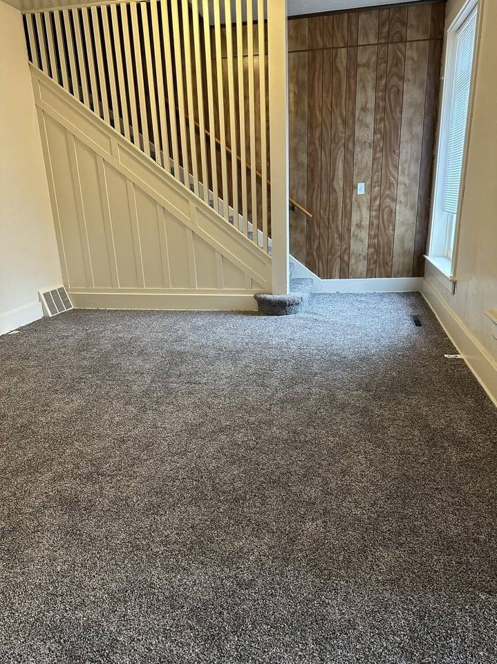 702 N 6th - Photo 7 of 14