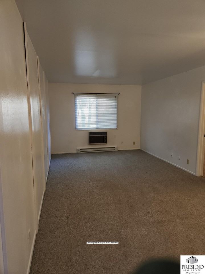 318 N C Street - Photo 2 of 17