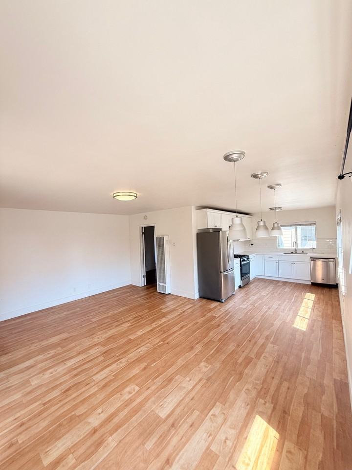 1416 Garden - Photo 5 of 10