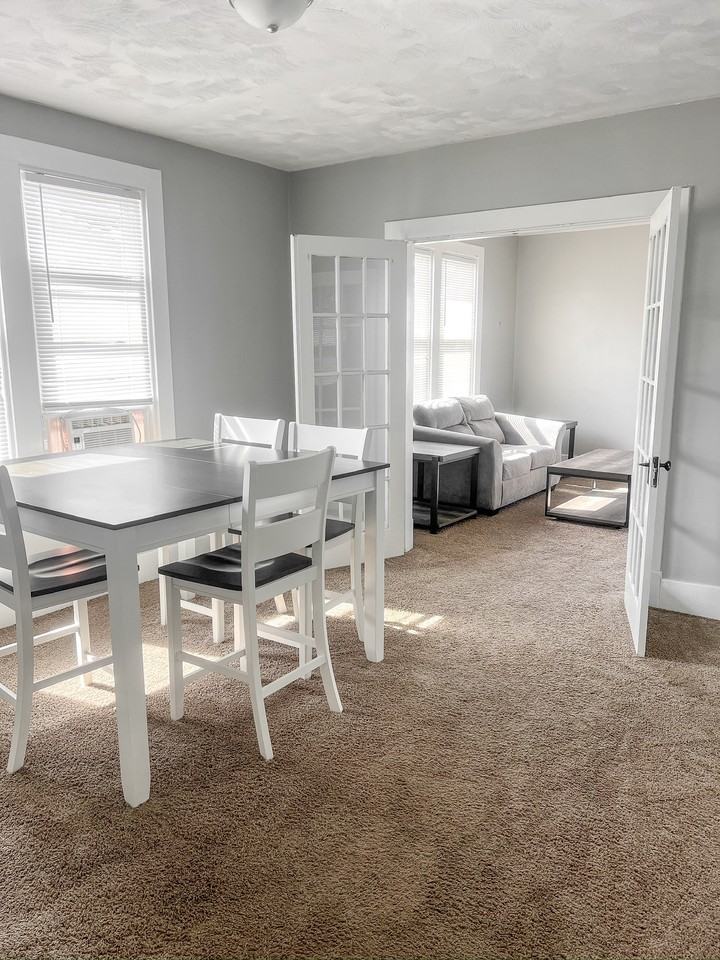 533 Tremont Avenue - Photo 3 of 9