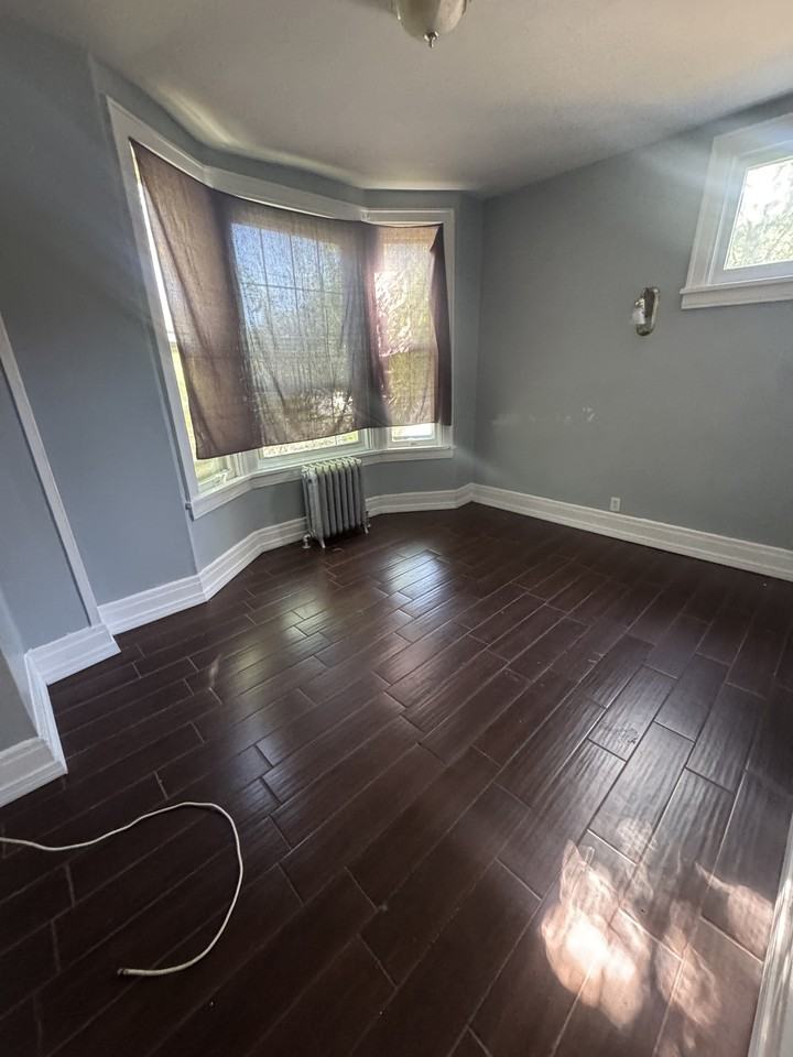 205 Lake Avenue - Photo 4 of 15