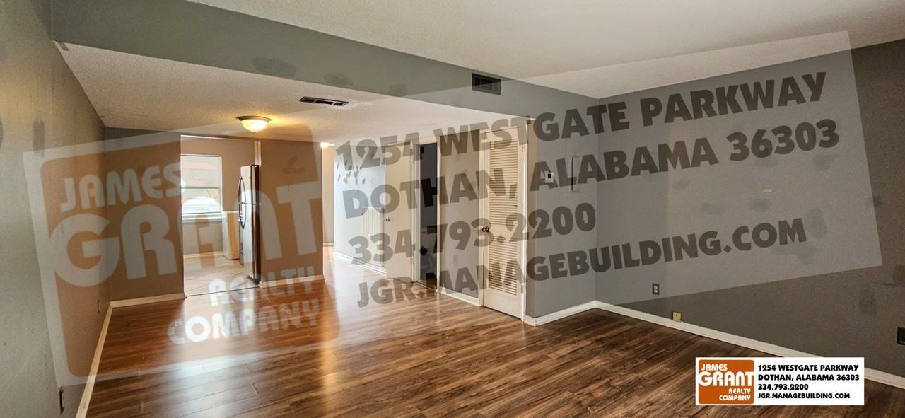 320-1 Mona Drive - Photo 6 of 46