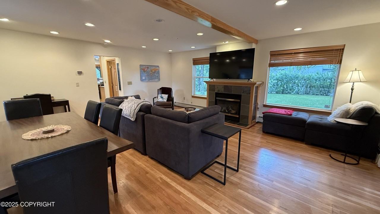 1644 W 11th Ave - Photo 2 of 32