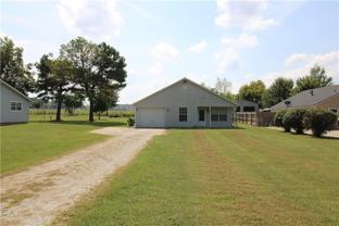 417 W Apple Blossom Ave - Photo 1 of 1