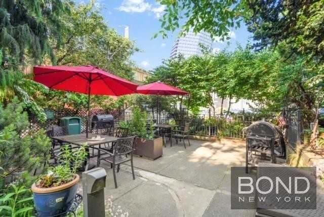 55 Poplar Street - Photo 7 of 7