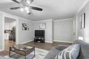 featured image of 2017 Hairston St