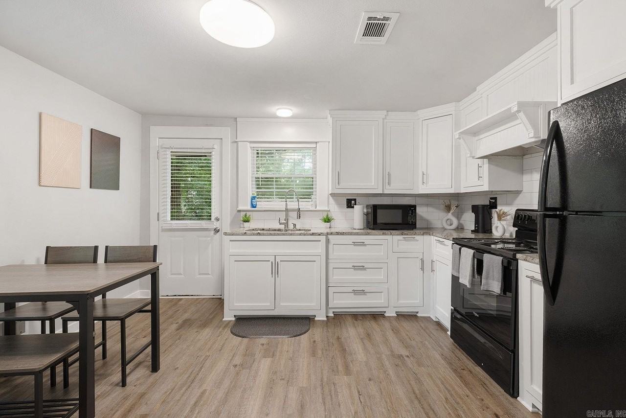 2017 Hairston St - Photo 2 of 9