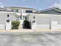 274 Queens Ct - Photo 1 of 1