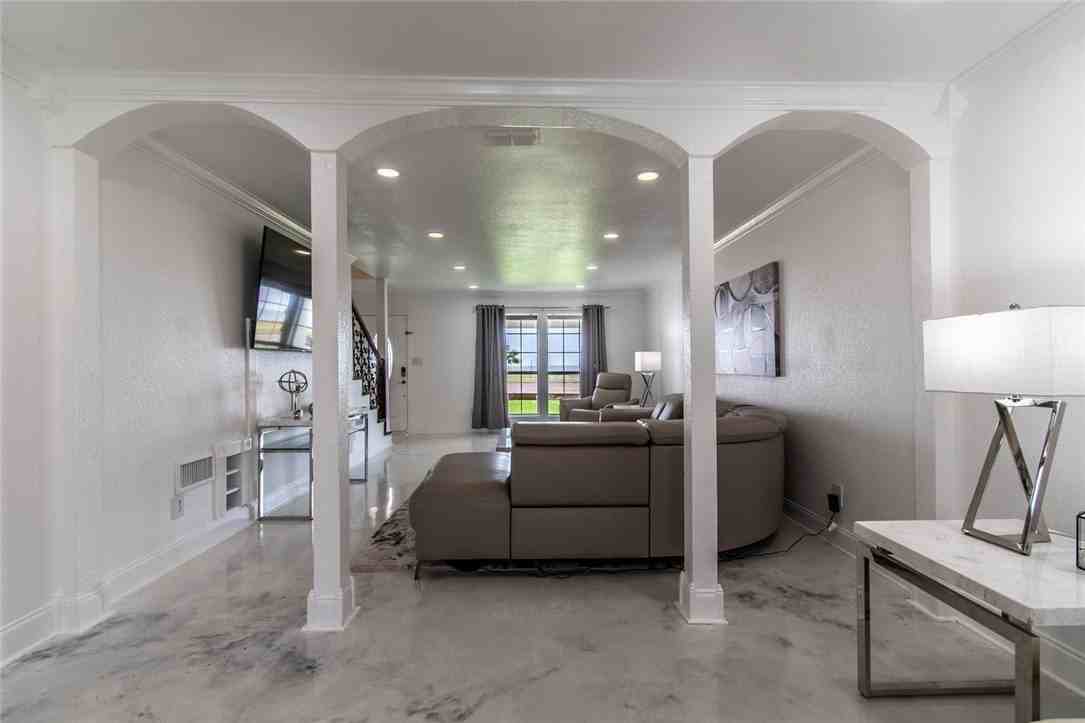 3553 Ocean Drive - Photo 6 of 35