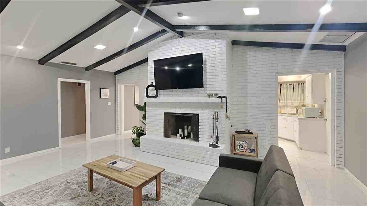 3554 Denver Avenue - Photo 7 of 21