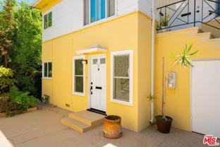 601 9th St #C - Photo 1 of 1