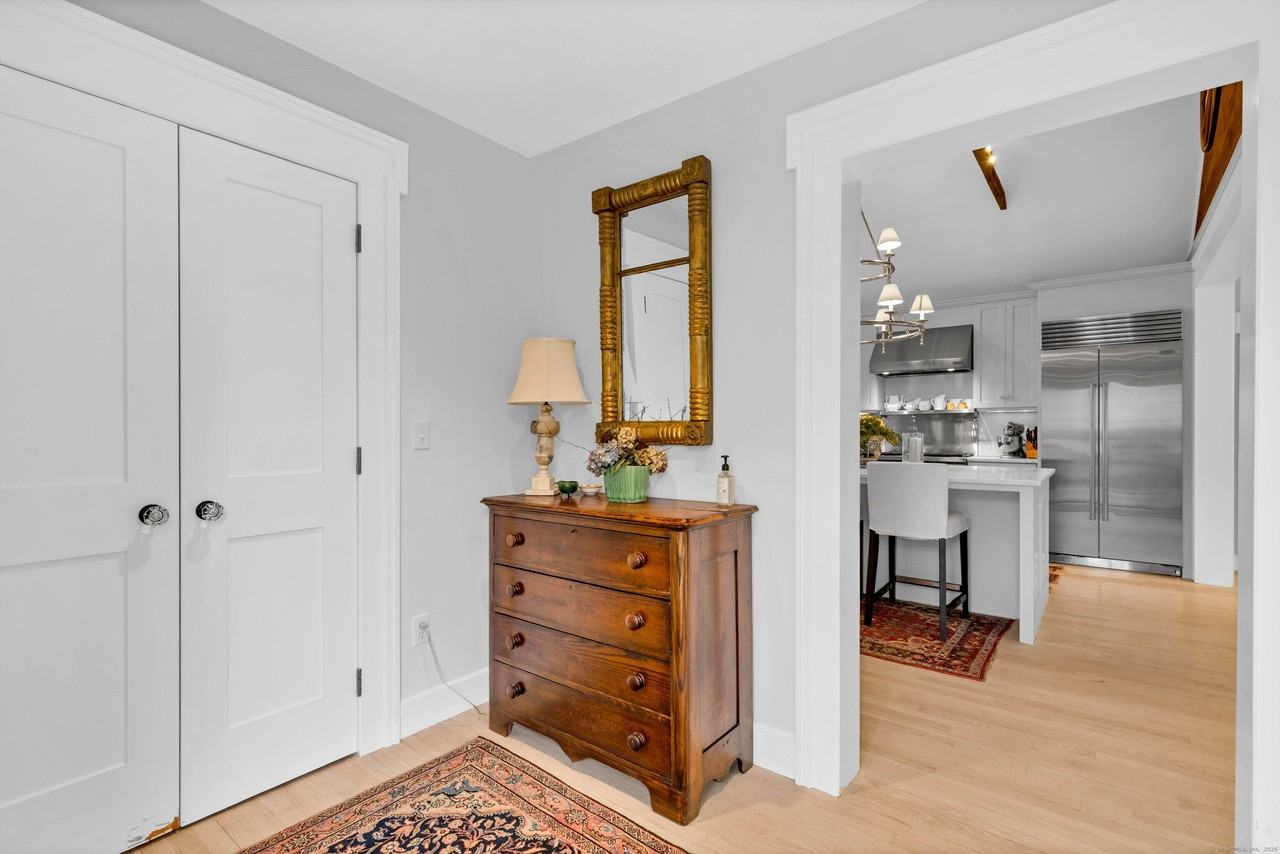 15 Liberty Street - Photo 5 of 39