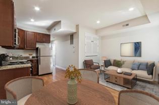 1516 W Diamond St - Photo 1 of 1