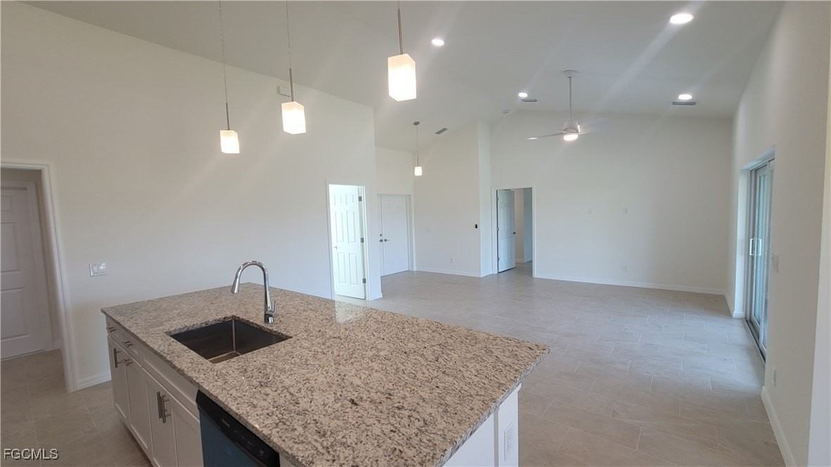 4016 Ne 12th Ct - Photo 5 of 43