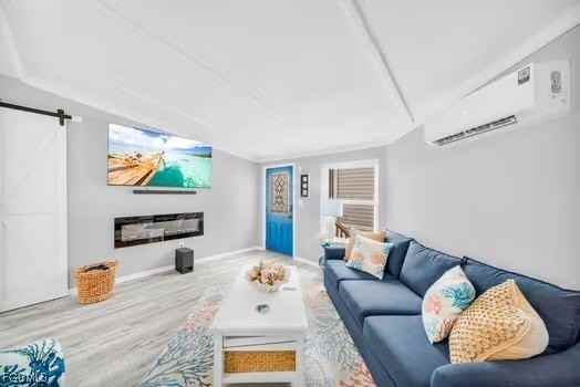 70 Emily Ln - Photo 3 of 34