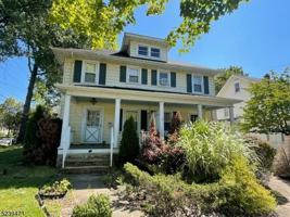 featured image of 182 N Bridge St