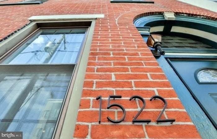 1522 Brown Street #1