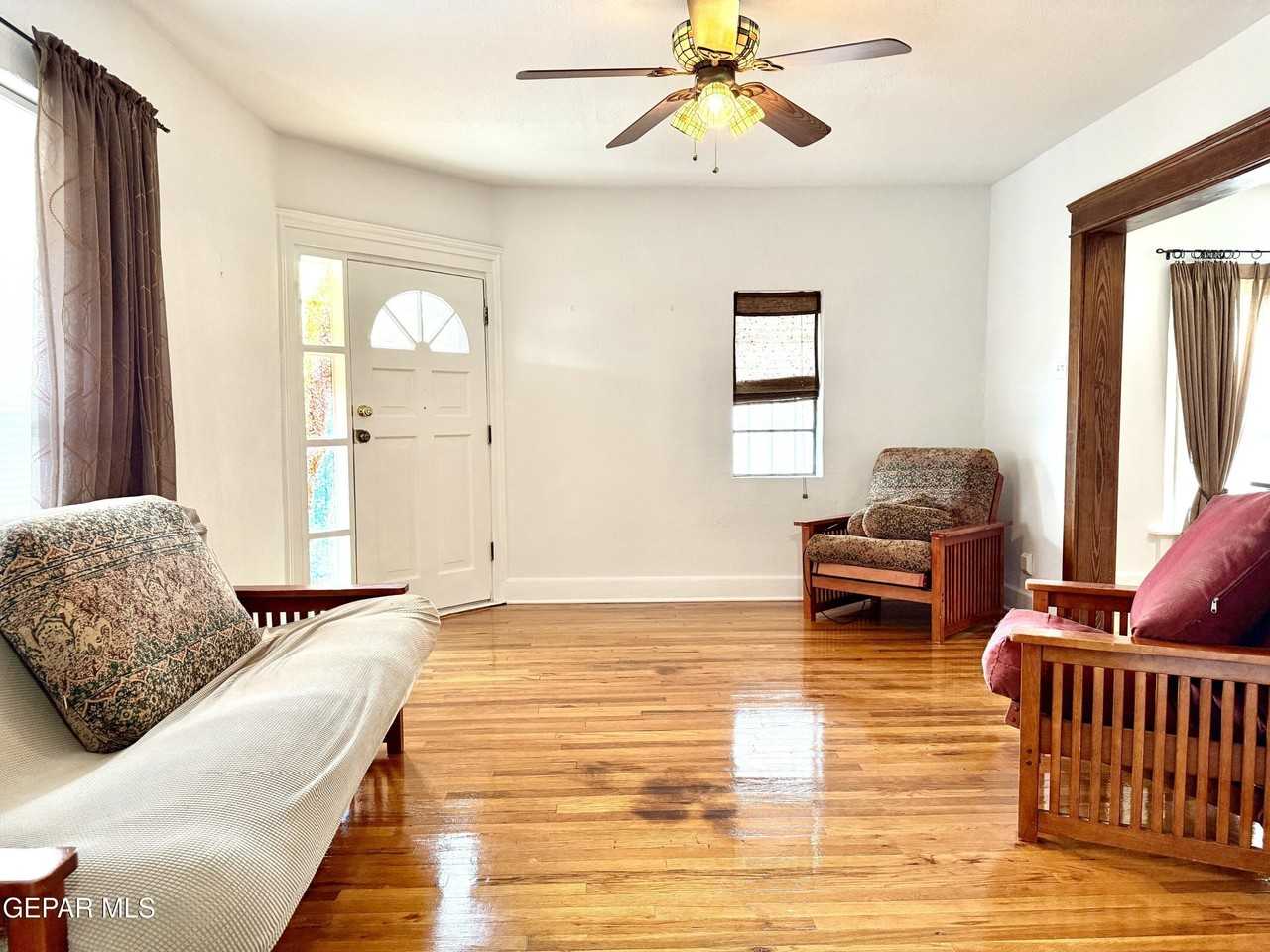 611 New York Avenue - Photo 5 of 50