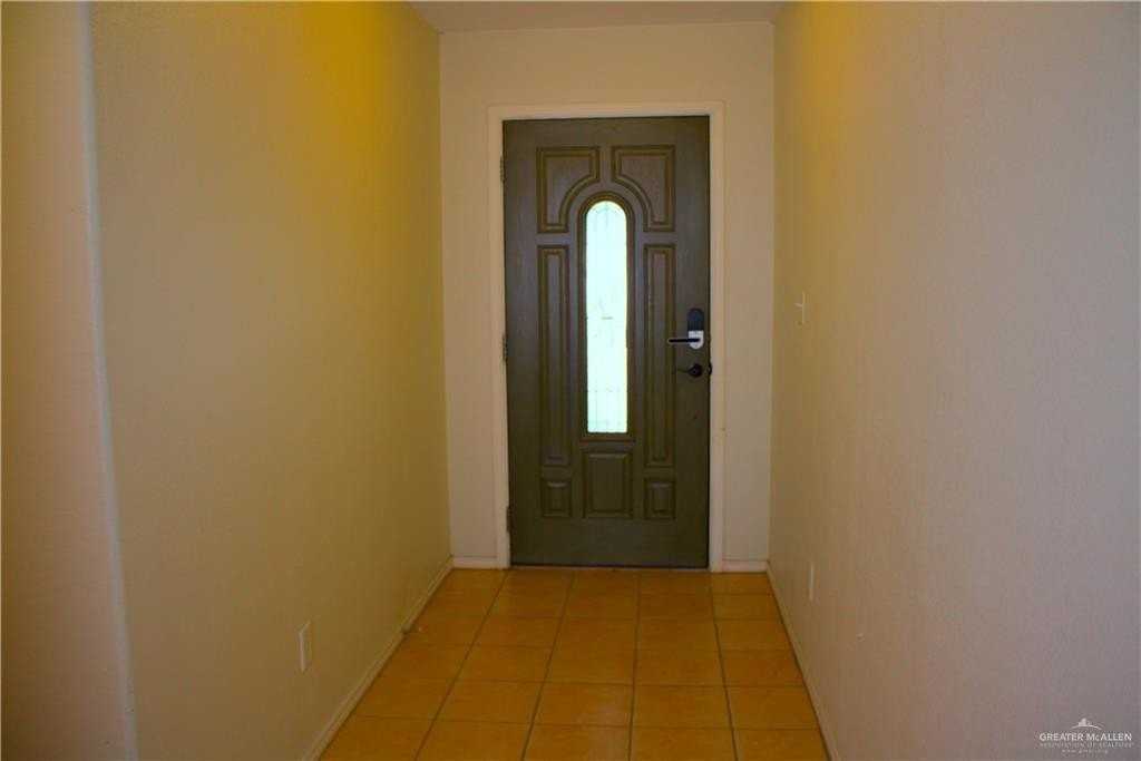 2903 Sabrina Dr - Photo 3 of 22