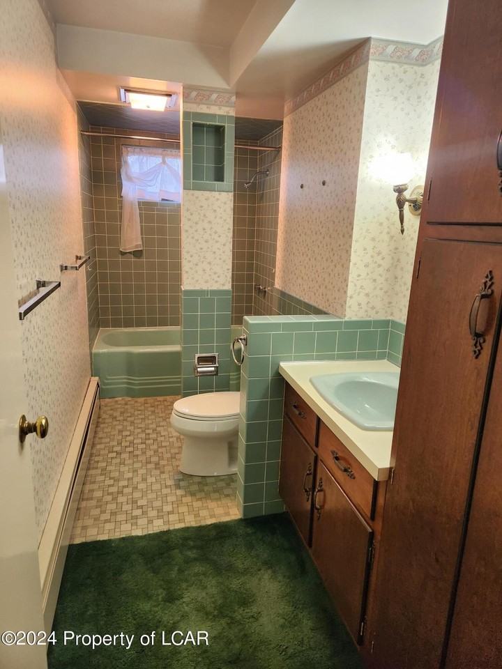 157 Philadelphia Avenue - Photo 4 of 14