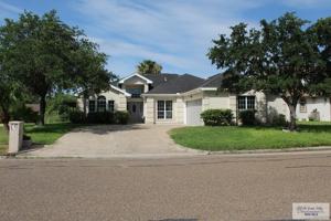 featured image of 2301 Lazy Lake Dr