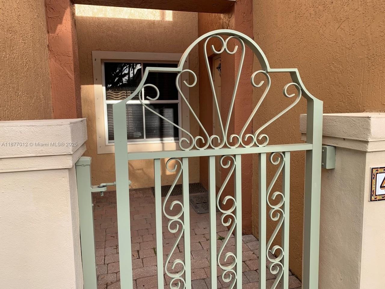 4926 Leeward Ln #3602 - Photo 2 of 39