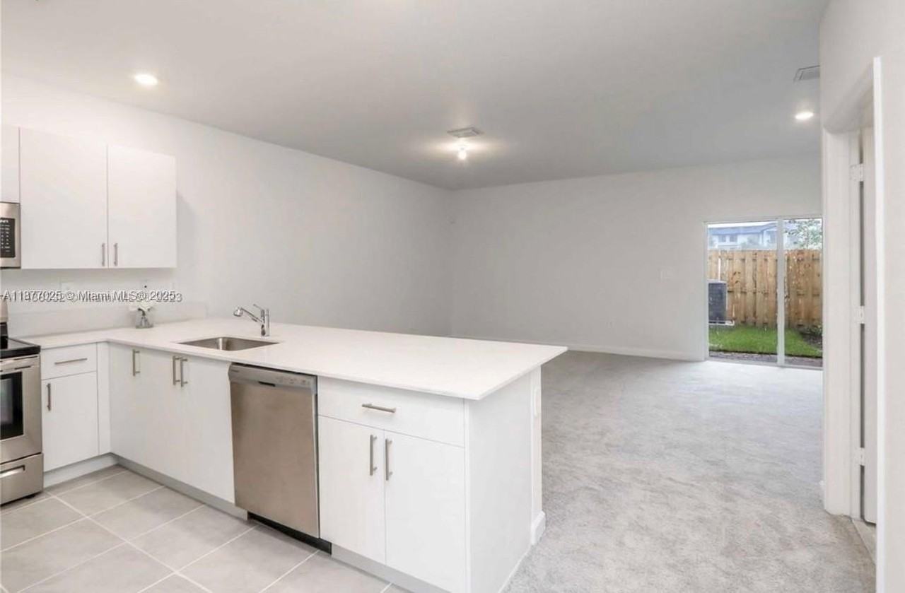 26459 SW 148th Ave - Photo 5 of 28