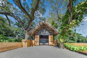 featured image of 1000 Nw 9th Ct