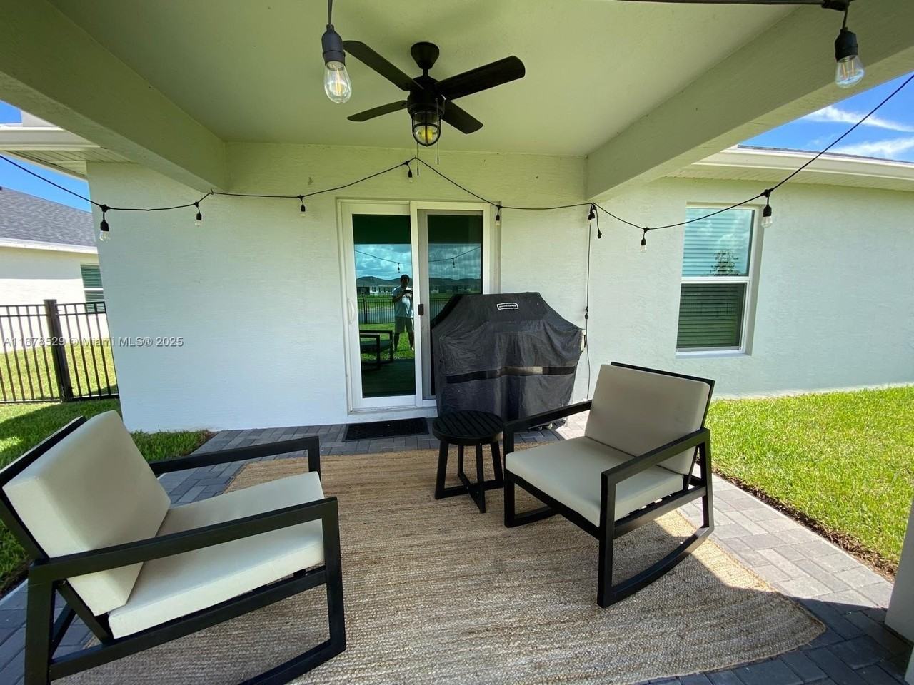 11060 Nw Middle Stream Dr #11060 - Photo 5 of 41