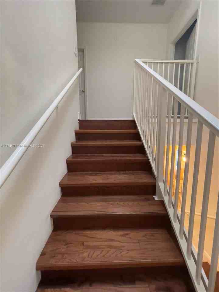 3470 Northwest 17th Terrace #3470 - Photo 7 of 25