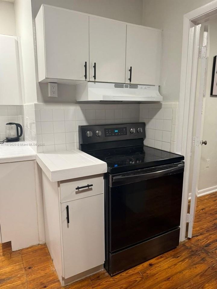 1289 Marseille Dr #46 - Photo 2 of 50