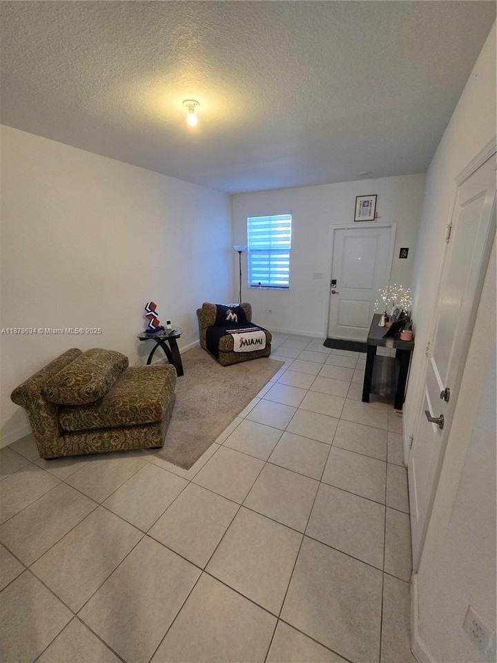 13128 Sw 234th Ter #13128 - Photo 2 of 22