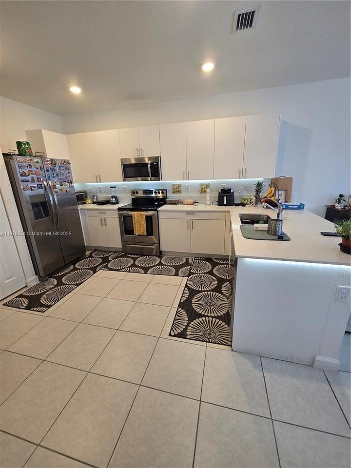 13128 Sw 234th Ter #13128 - Photo 7 of 22