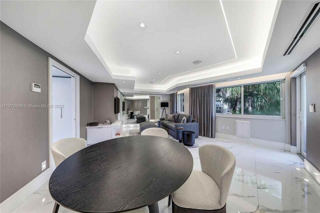 10190 Collins Avenue #203 - Photo 3 of 27