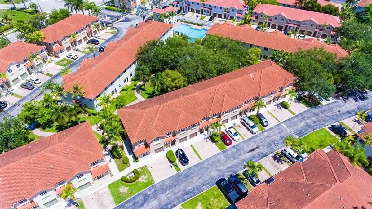 21007 Northwest 14th Place #351 - Photo 4 of 35