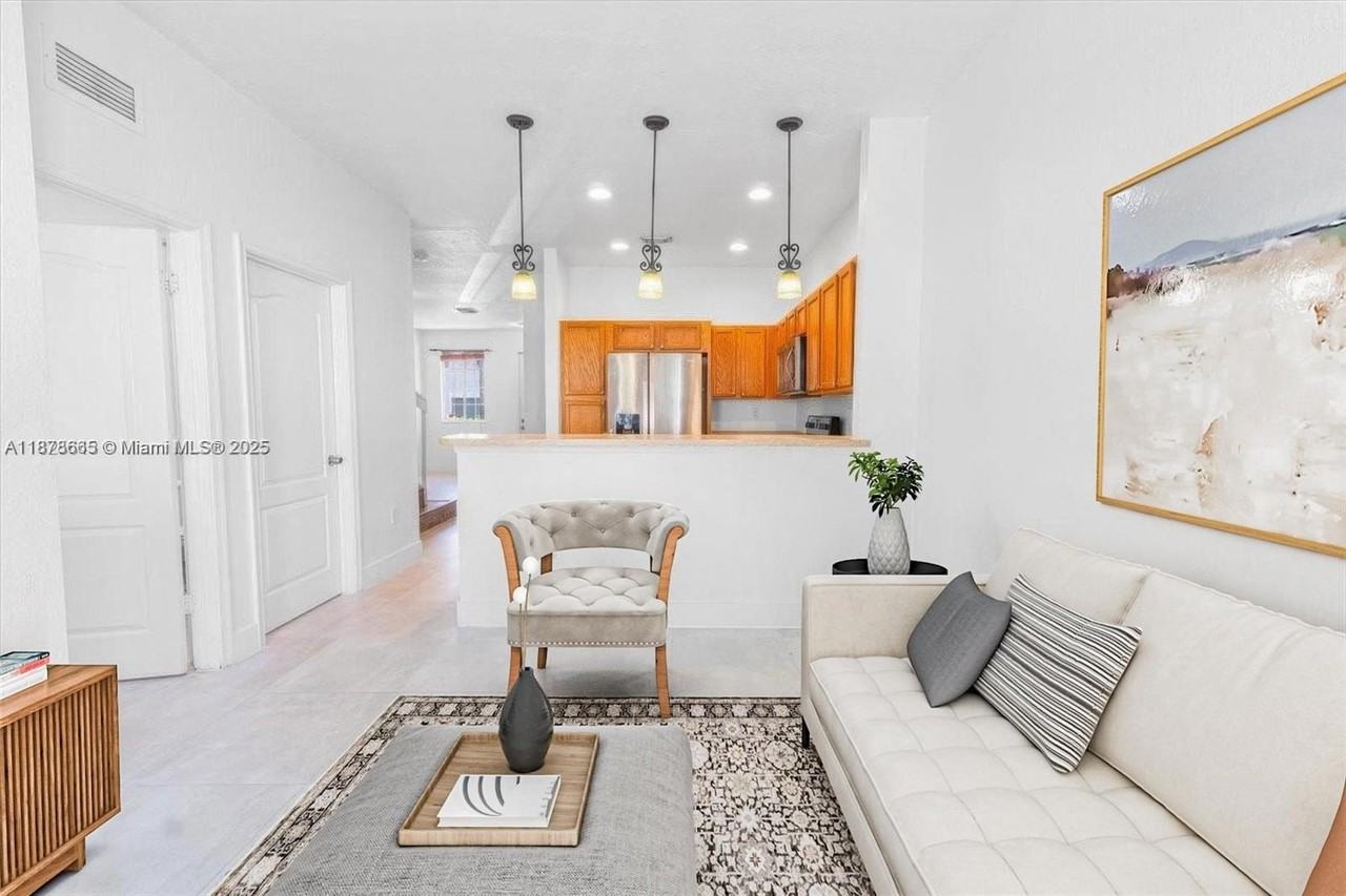 21007 Northwest 14th Place #351 - Photo 7 of 35