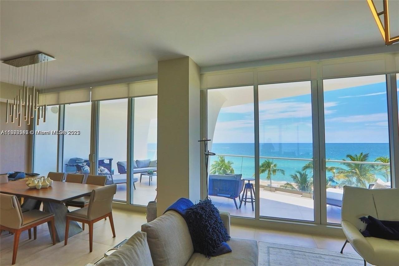 16901 Collins Ave #502 - Photo 3 of 14