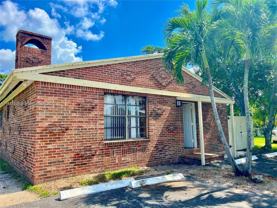 6137 Pierce St - Photo 1 of 1