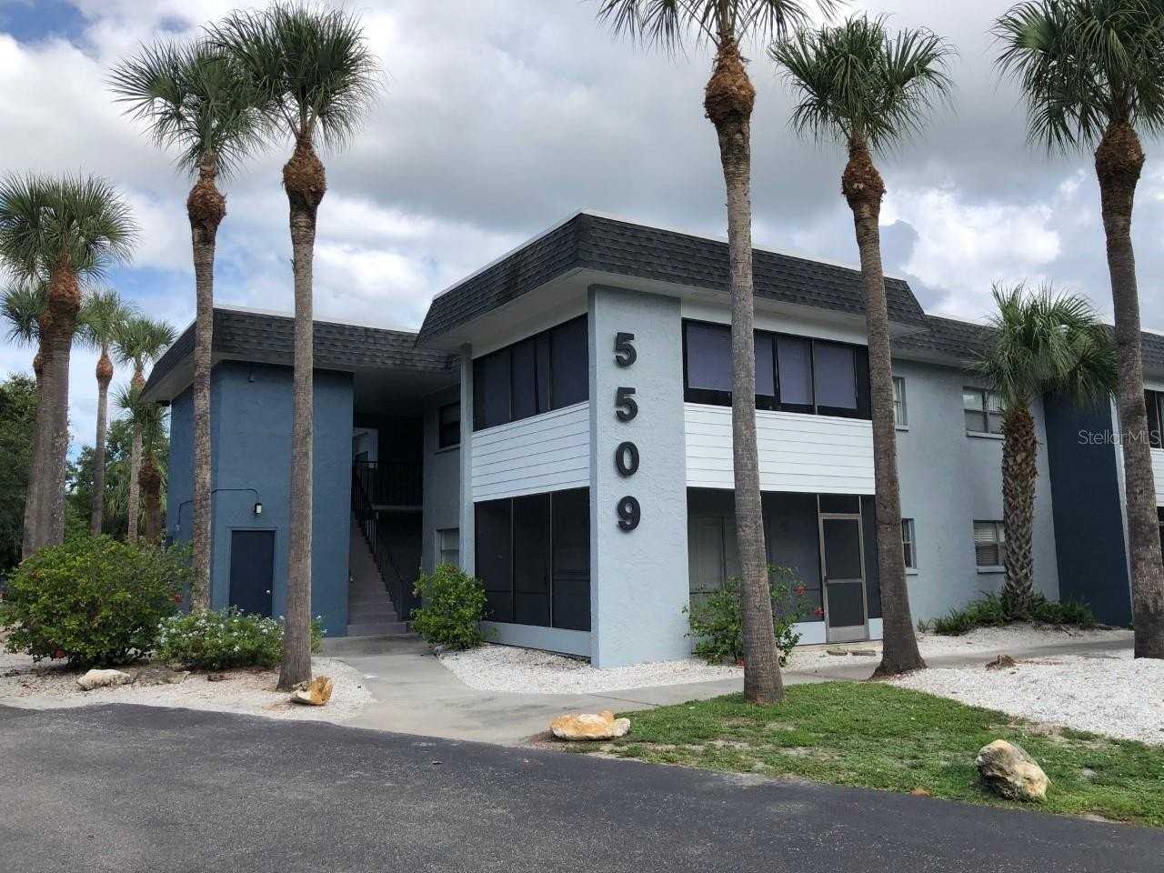 5509 Fountain Lake Cir #C205