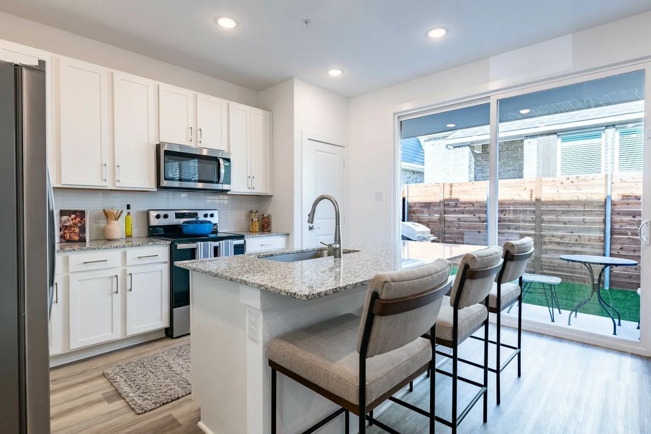 1513 Mill Creek Way #2521 - Photo 2 of 8