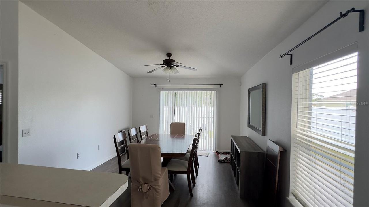 318 Colony Ct - Photo 6 of 23