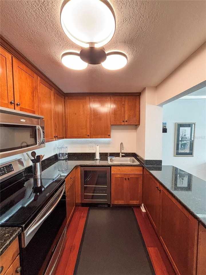 210 5th Ave S #209 - Photo 5 of 50