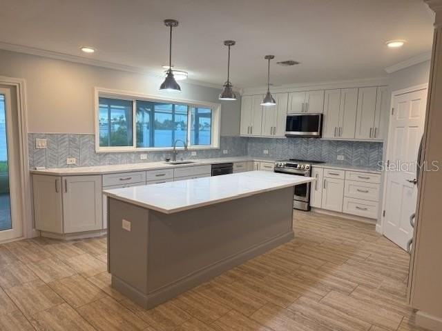 590 Belle Point Dr - Photo 6 of 21