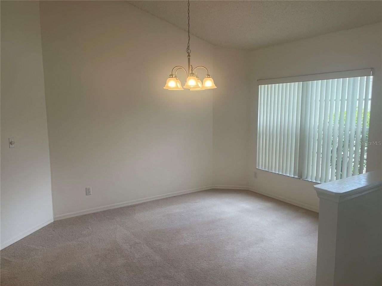 2132 W Del Webb Blvd - Photo 5 of 38