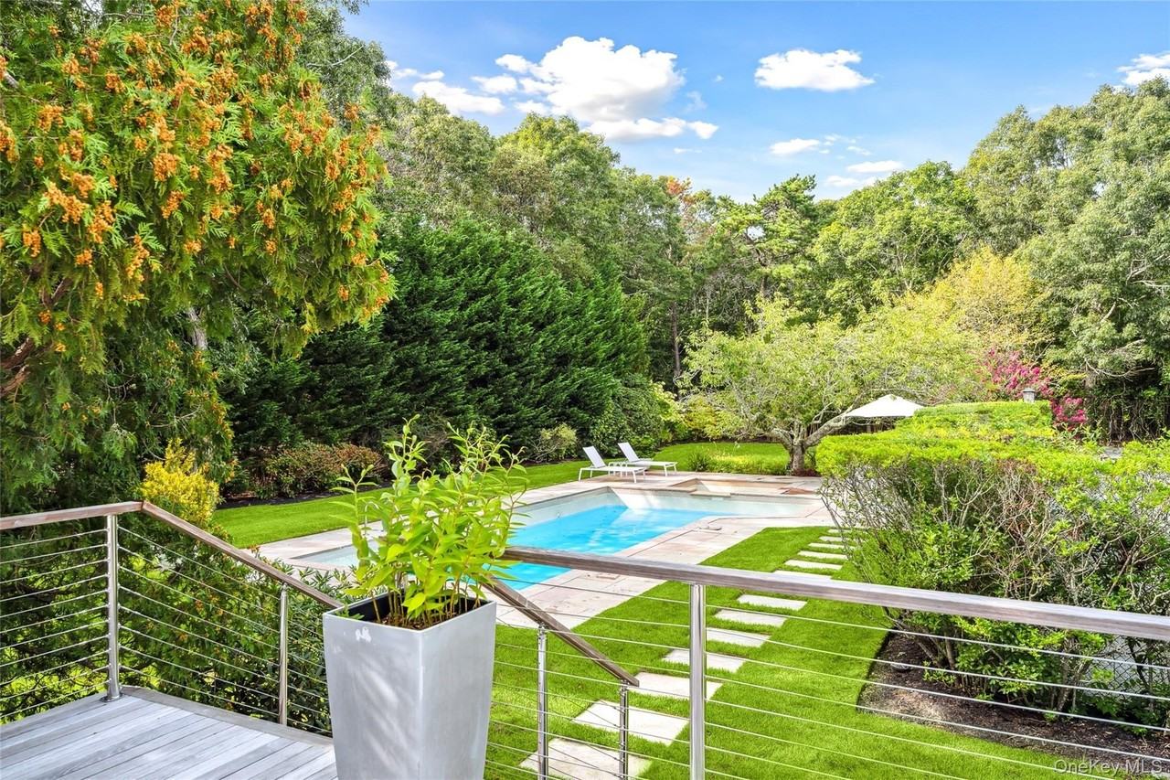 30 Pheasant Run - Photo 3 of 26