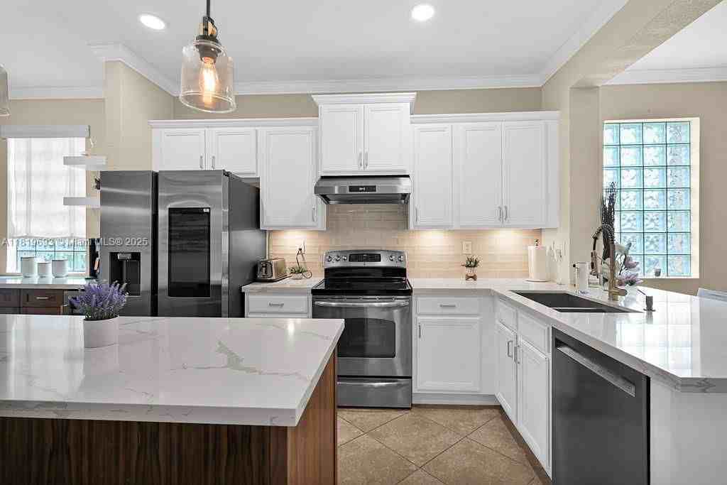 8986 Sw 214th Ter - Photo 3 of 8