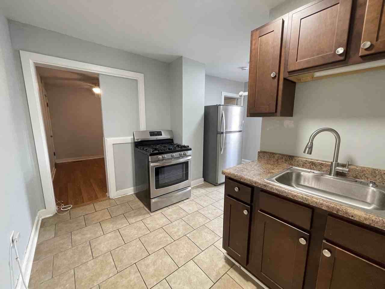 1940 W Ohio St #1R - Photo 2 of 8